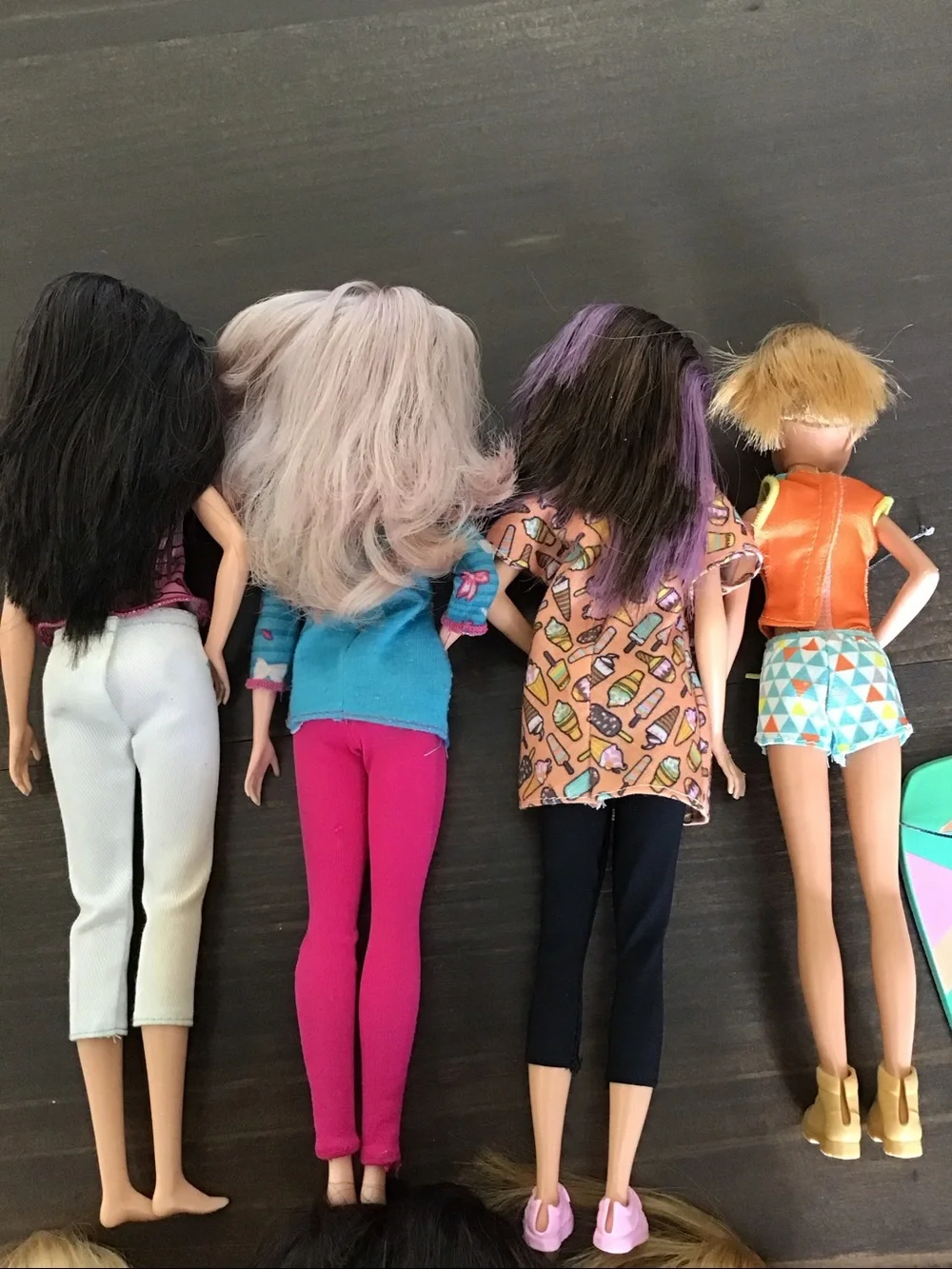 Lot of 7 Barbies: Career doll/Dolphin surf/+more+clothes.